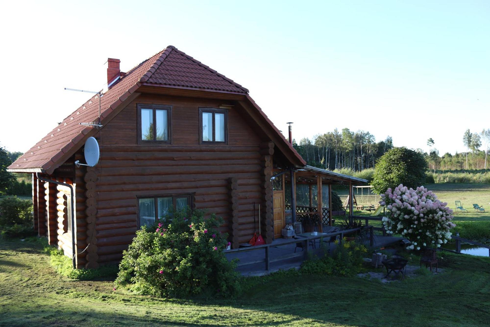 Hotel Kundzini Bīriņi Exterior foto